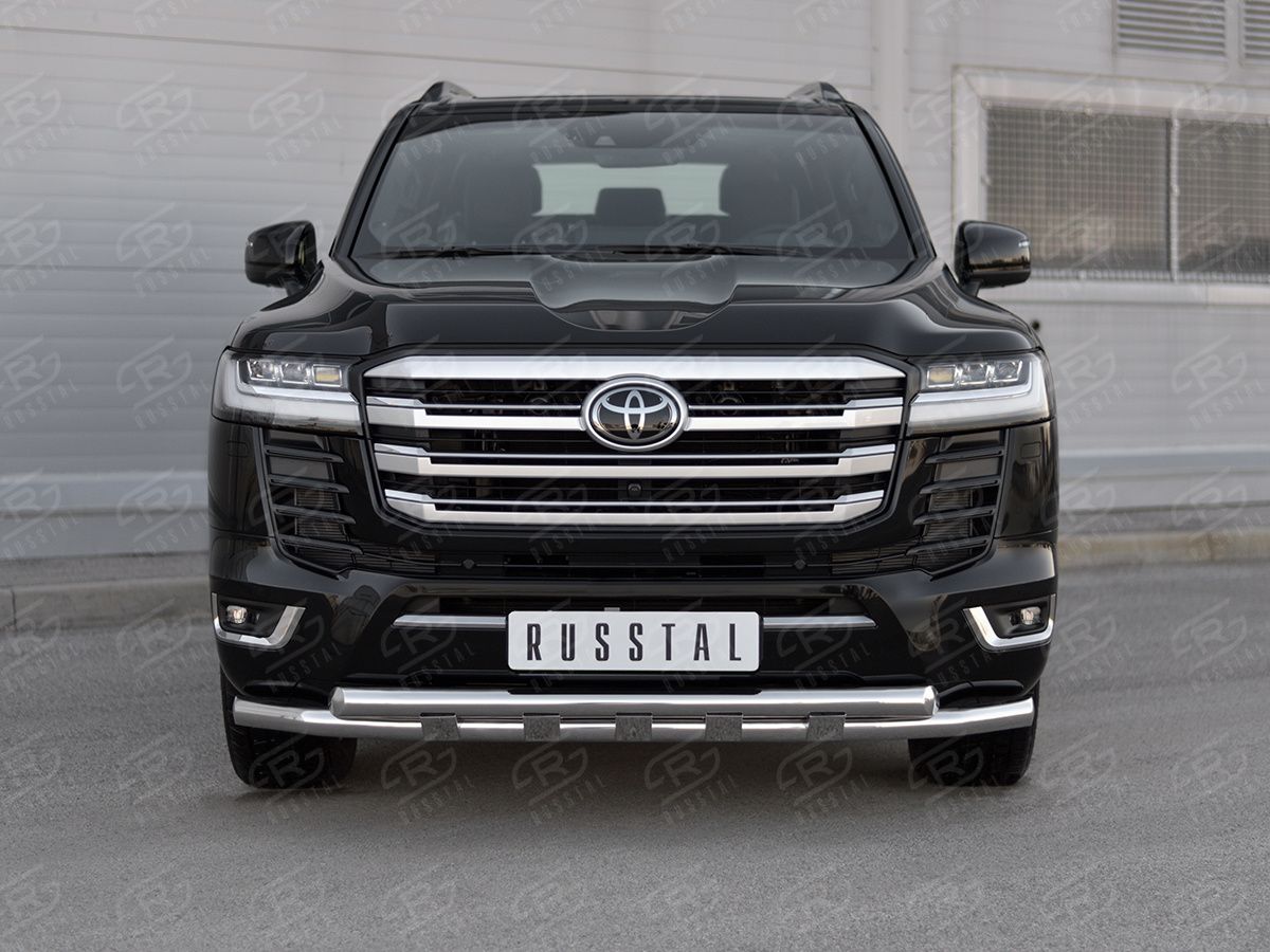Защита RusStal переднего бампера d63 (секции)-d63 (секции) с декором для Toyota Land Cruiser 300 70th Anniversary 2021-2026. Артикул TLCZ-003636