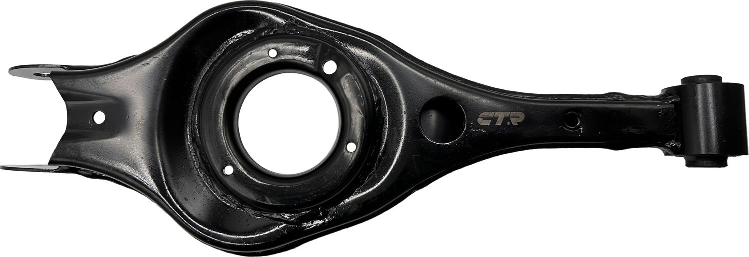 Поперечный рычаг задней подвески CTR правый нижний для Hyundai Sonata VI (YF) 2009-2010. Артикул CQ0466R