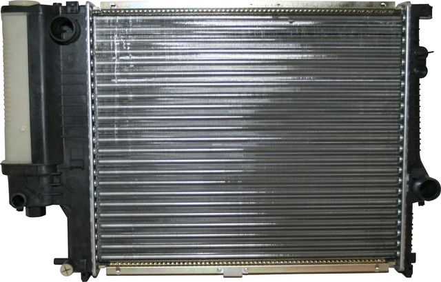 Радиатор охлаждения двигателя JP Group для BMW 5 IV (E39) 1995-1998. Артикул 1414200300