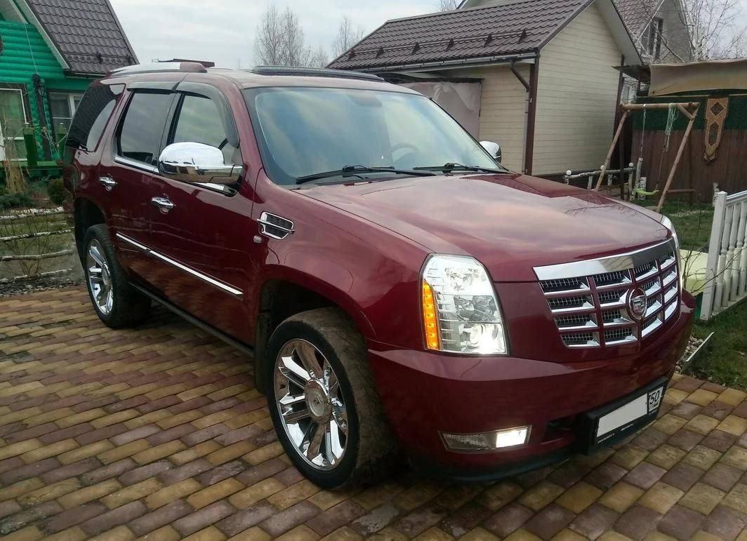 Дефлекторы Cobra Tuning для окон Cadillac Escalade III 2006-2014. Артикул C10407