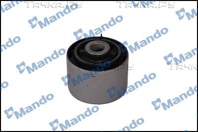 Сайлентблок заднего рычага подвески Mando. Артикул DCC010243