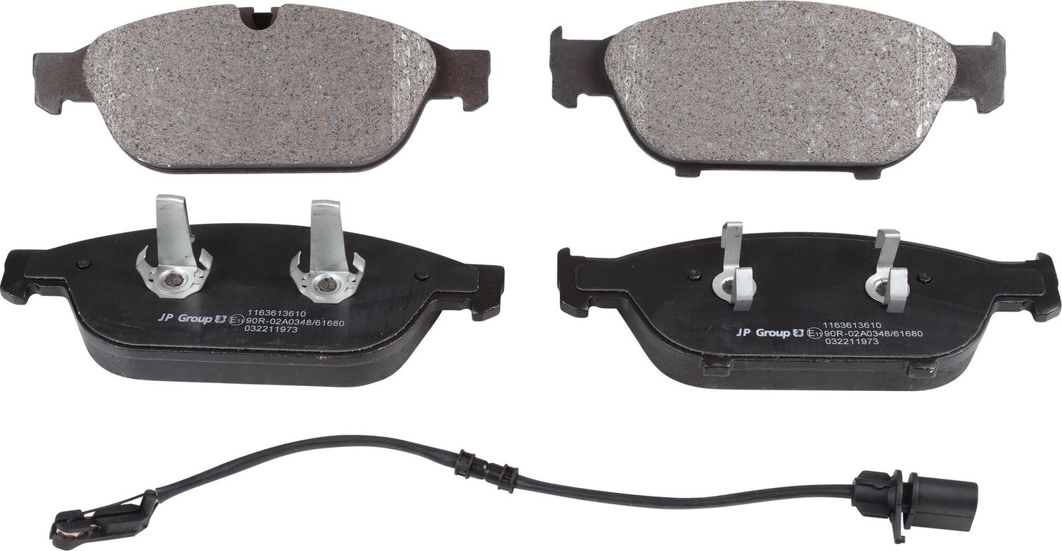 Тормозные колодки JP Group. Артикул 1163613610