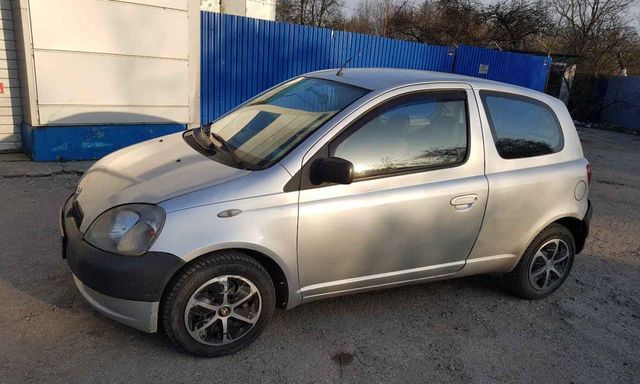 Дефлекторы Heko для окон Toyota Vitz I 3-дв. 1999-2001. Артикул 29326