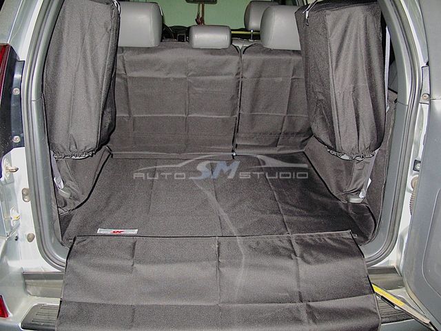 Защитный чехол AUTOSMSTUDIO "Maxi" в багажник автомобиля для Lexus GX 470 (5 мест) 2002-2009, черный. Артикул TP-LC120(5)-MAXI-BL