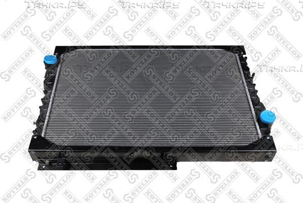 Радиатор охлаждения двигателя Stellox. Артикул 81-03443-SX