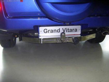 Фаркоп Baltex для Suzuki Grand Vitara III 3-дв. 2005-2015 (с декор. накладкой) Фланцевое крепление. Артикул W10ANT