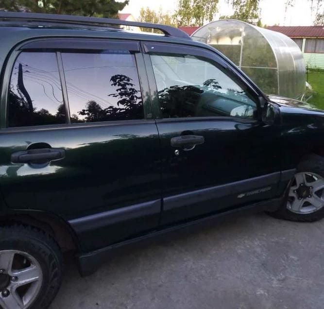 Дефлекторы Cobra Tuning для окон Suzuki Grand Vitara 5-дв. 1997-2005. Артикул S50198