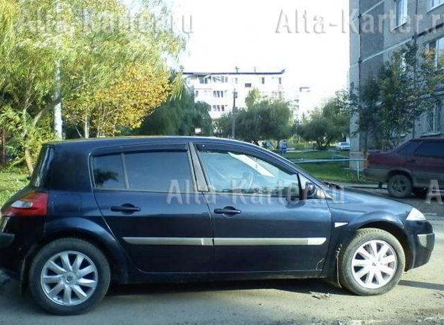 Дефлекторы Cobra Tuning для окон Renault Megane II хэтчбек 5-дв. 2002-2008. Артикул R10802