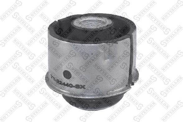 Сайлентблок переднего рычага подвески Stellox. Артикул 71-22440-SX