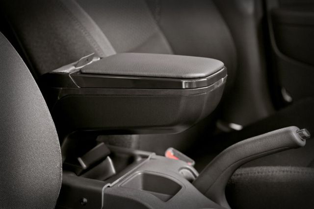 Подлокотник Armster с боксом для Ford Focus III 2011-2014. Артикул V00301