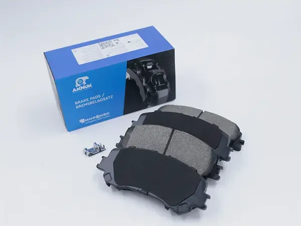 КОЛОДКИ ТОРМОЗНЫЕ ДИСКОВЫЕ ПЕРЕДНИЕ AKNUK NISSAN X-TRAIL III (T32_, T3 Aknuk. Артикул BP8876