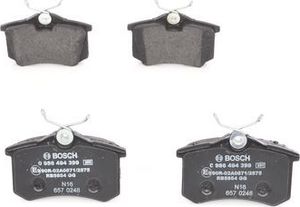 Тормозные колодки Bosch (Low-Metallic) задние для Citroen C3 II 2011-2016. Артикул 0 986 494 399