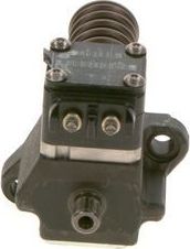 Насос-форсунка Bosch для Renault Magnum 2001-2005. Артикул 0 986 445 008