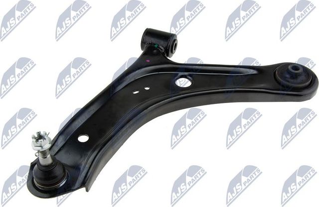 Поперечный рычаг передней подвески NTY. Артикул ZWD-SU-041