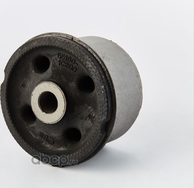 Сайлентблок переднего рычага подвески SpeedMate. Артикул SM-BKH047