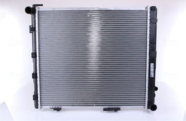 Радиатор охлаждения двигателя Nissens. Артикул 62696A