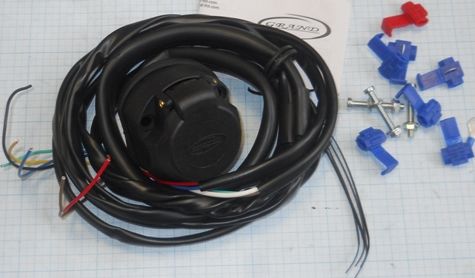 Розетка фаркопа Grand 7-полюсная в комплекте с проводами (190 см) универсальная. Артикул tbwk-0001