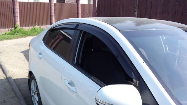 Дефлекторы Cobra Tuning для окон Kia Rio III седан 2011-2017. Артикул K12610