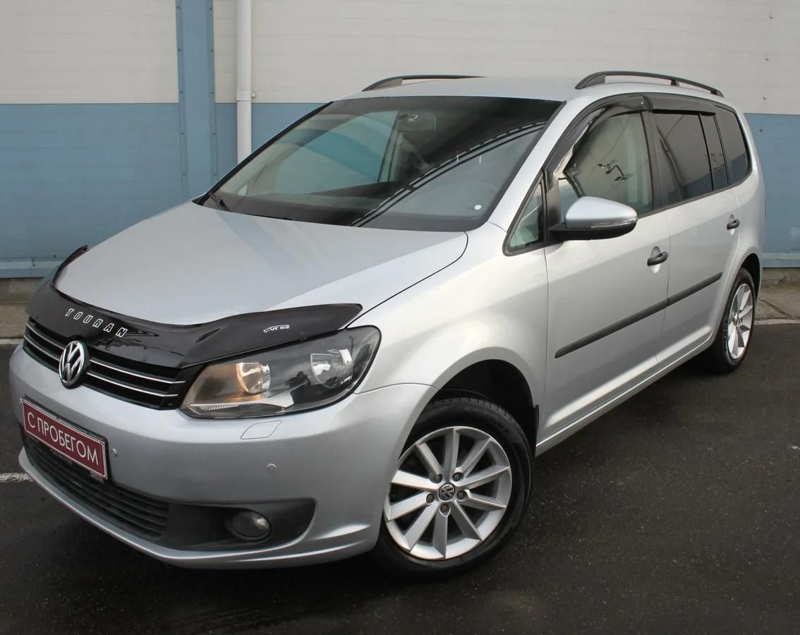 Дефлектор VT52 для капота Volkswagen Touran 2010-2026. Артикул VW39VT