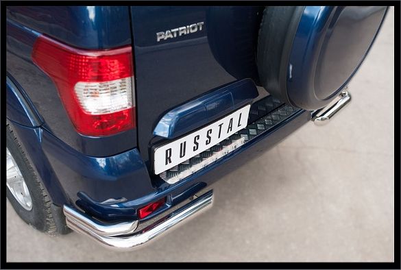 Накладка RusStal на задний бампер (лист алюминий квинтет) для УАЗ Патриот 2014. Артикул UPN-002074