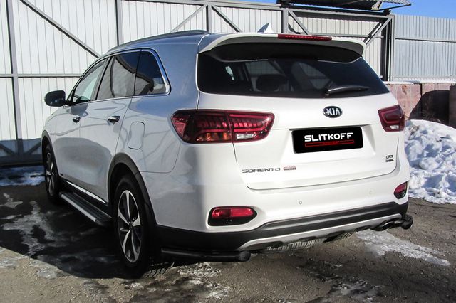 Защита Slitkoff заднего бампера уголки d57 для Kia Sorento III (Prime) рестайлинг 2017-2020 ЧЕРНАЯ матовая. Артикул KS17-006B