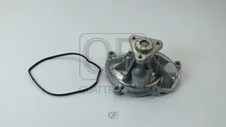 Насос водяной в сборе (Quattro Freni). Артикул QF05A00182