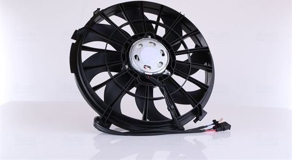Вентилятор радиатора двигателя Nissens (полимерный материал). Артикул 85753
