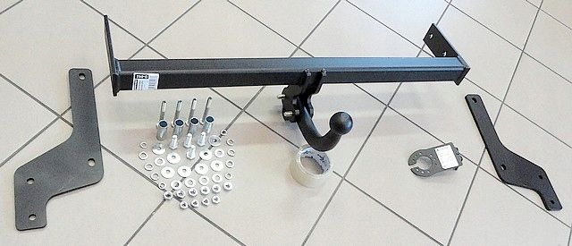 Фаркоп Steinhof для Renault Sandero II (вкл. LPG) 2013-2026. Артикул D-082