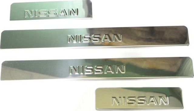 Накладки Ладья на внутренние пороги (штамп) для Nissan Juke I 2014-2019. Артикул 014.28.981