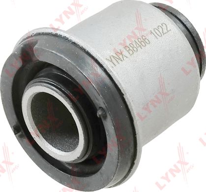 Сайлентблок переднего рычага подвески LYNXauto. Артикул B8466