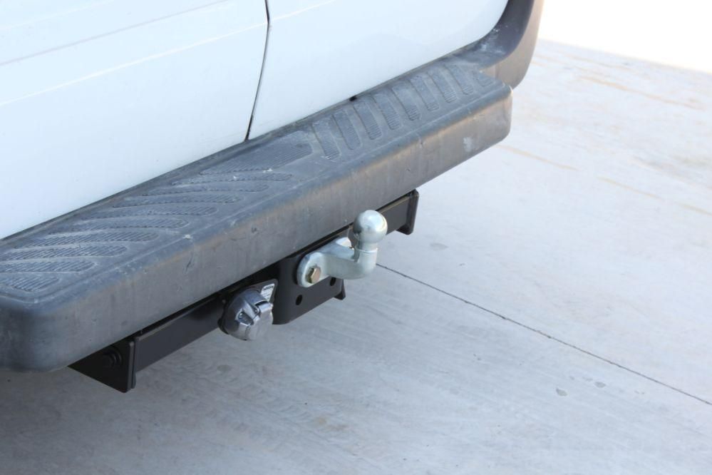 Фаркоп Aragon для Ford Transit фургон 2000-2012. Фланцевое крепление. Артикул E2005CC