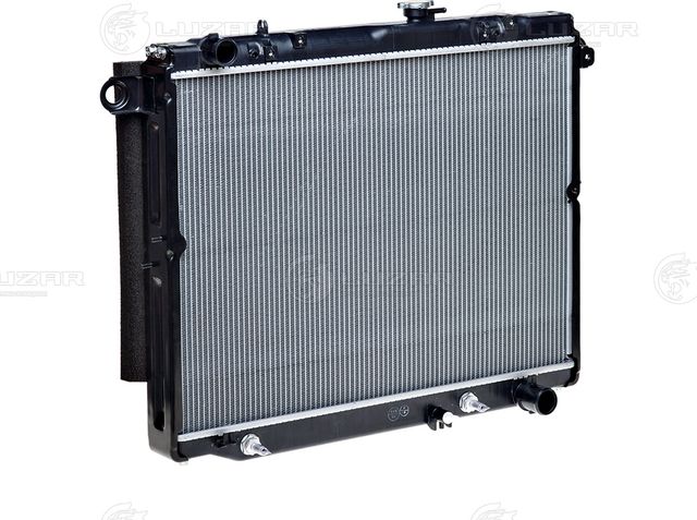 Радиатор охлаждения двигателя Luzar для Toyota Land Cruiser 100 1998-2007. Артикул LRc 1950