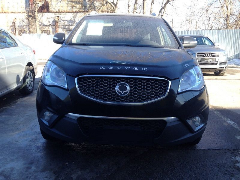 Дефлектор Vip-Tuning для капота SsangYong Actyon II до рестайлинга 2010-2013. Артикул SSY04