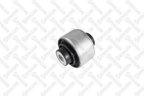 Сайлентблок переднего рычага подвески Stellox. Артикул 77-00122-SX
