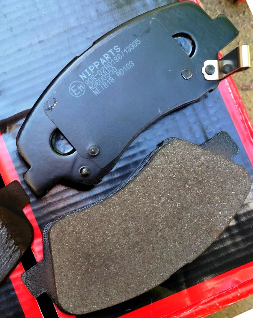 Тормозные колодки Nipparts. Артикул N3600550