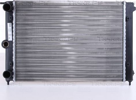 Радиатор охлаждения двигателя Nissens. Артикул 651631