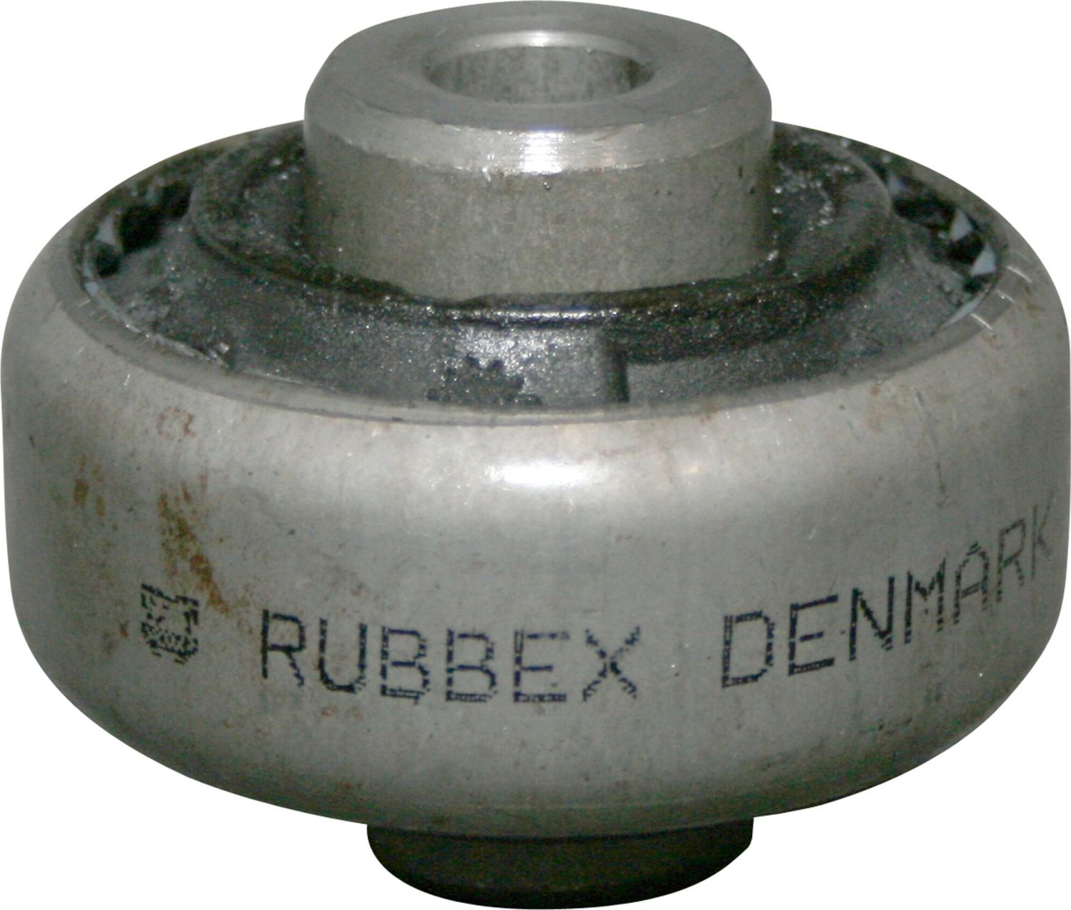 Сайлентблок переднего рычага подвески JP Group. Артикул 1540201700