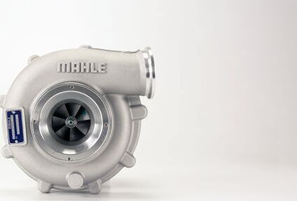 Турбина (турбокомпрессор) Mahle. Артикул 228 TC 17992 000