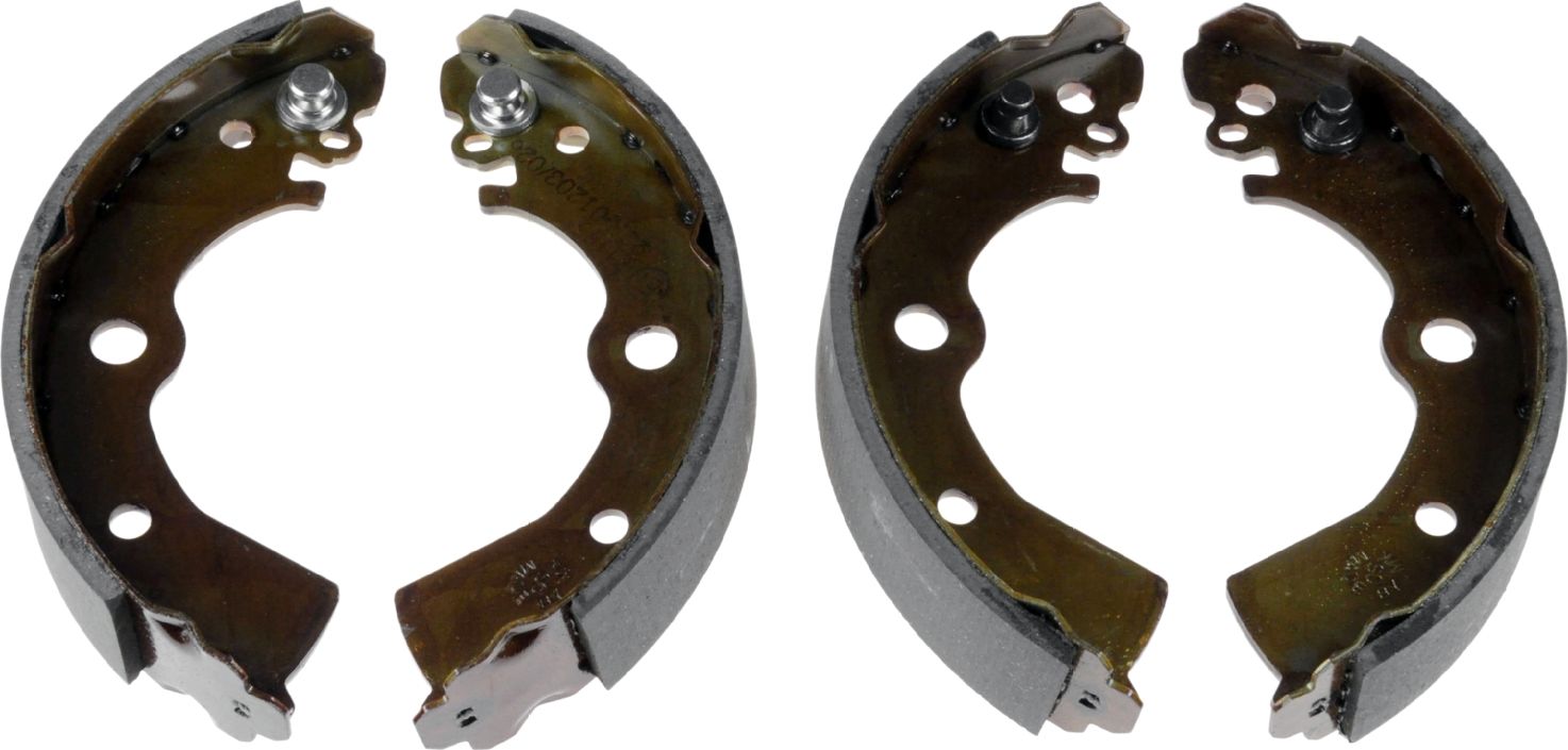 Тормозные колодки Blue Print. Артикул ADN14138