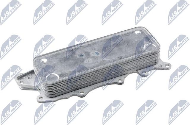 Радиатор масляный (маслоохладитель) для двигателя NTY для Chrysler 300C I 2005-2012. Артикул CCL-CH-000