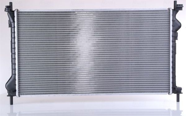 Радиатор охлаждения двигателя Nissens ** FIRST FIT **. Артикул 62021A