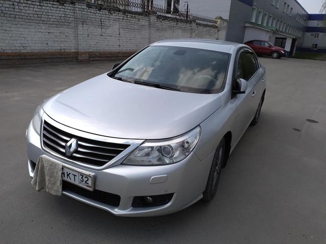 Дефлекторы Cobra Tuning для окон Renault Latitude 2010-2015. Артикул R12010