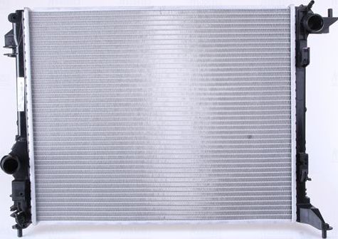 Радиатор охлаждения двигателя Nissens. Артикул 606472