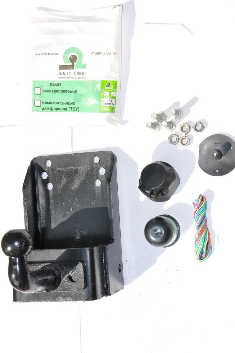 Фаркоп Tavials (Лидер-Плюс) (со съемным шаром) для УАЗ Хантер 469, 3151, 31512, 315 1972-2026. Артикул T-UAZ-01FC