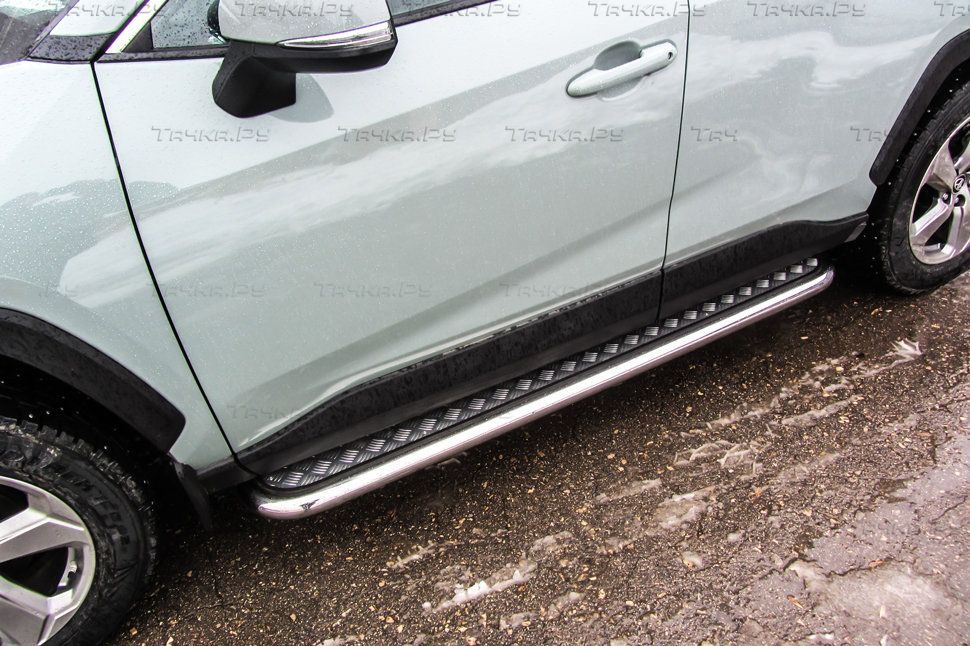 Пороги Slitkoff труба d57 с листом для Toyota RAV4 V 2018-2026. Артикул TR419-004