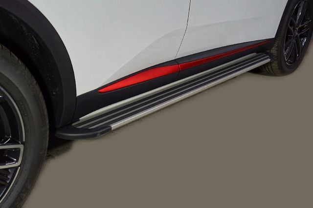 Пороги алюминиевые ТСС Slim Line Silver 1720 мм для Changan CS55 Plus 2WD 1.5T 2023-2026. Артикул CHANCS55PL23-08S