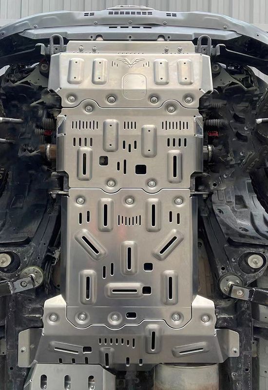 Защита алюминевая Falcon для радиатора, картера, РК, КПП Tank 300 (Off-road version, расширенная) 2021-2026. Артикул 8119223084B