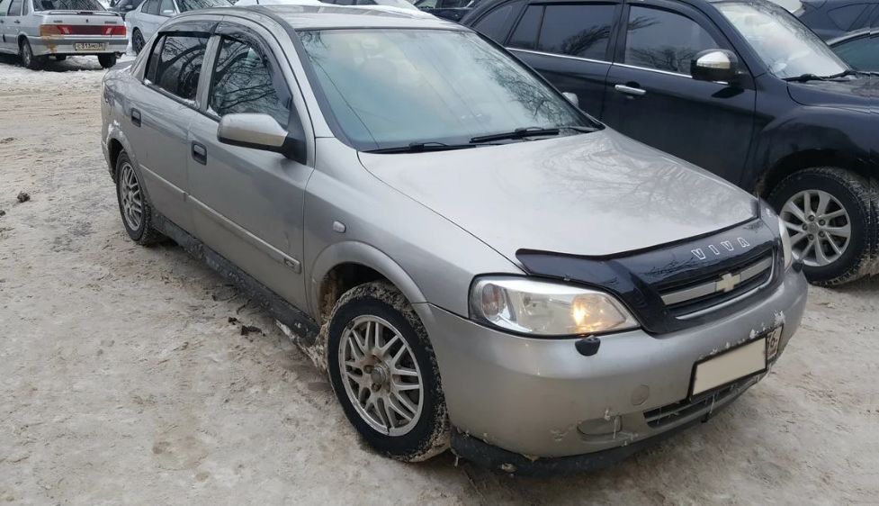 Дефлектор Vip-Tuning для капота Chevrolet Viva 2004-2008. Артикул CH10