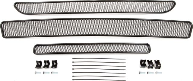Сетка Arbori на бампер внешняя черная 3 шт, 10 мм для Mitsubishi Outlander (без переднего парктроника) 2018-2024. Артикул 01-381518-101