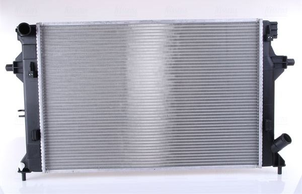 Радиатор охлаждения двигателя Nissens. Артикул 606552